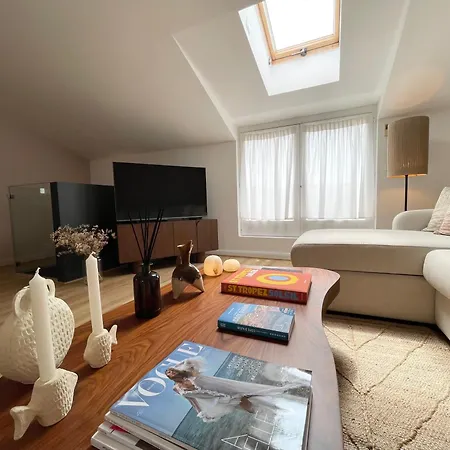 公寓 Coeur De - 2 - Terrasse - Parking 圣特罗佩