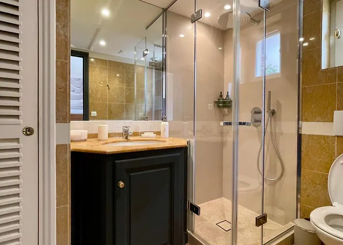 Coeur De - 2 - Terrasse - Parking * Saint Tropez